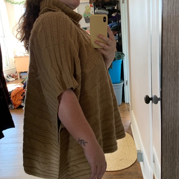 GAP Oversized Pullover - Picture 6 of 7